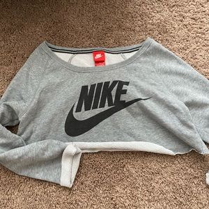nike sweatshirt